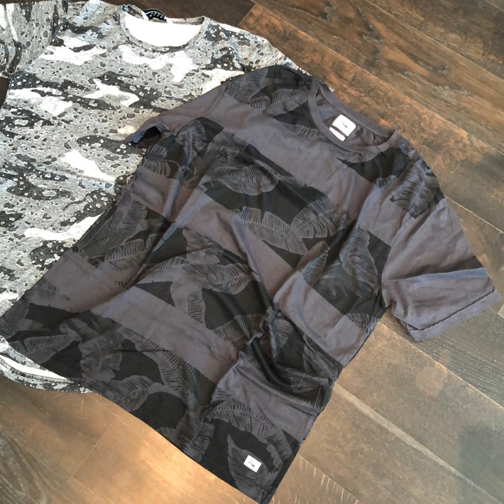 Large Patterned Shirt Bundle - image 3